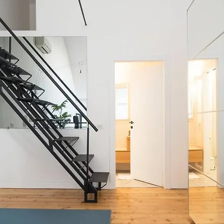Panoramic Terrace Loft Near Park